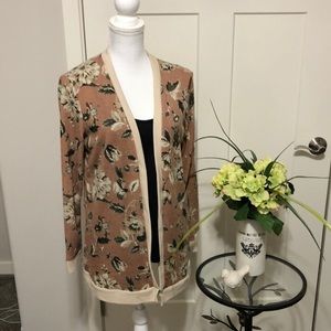 NWT Oversized Size S Fashion Queen Knit Floral Cardigan With Beige Trim!